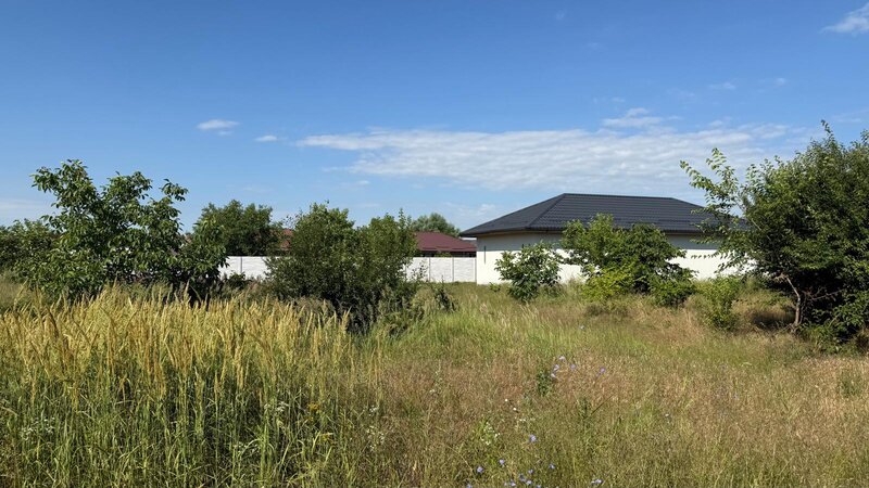 Domnesti, strada Ghioceilor, vand teren intravilan.